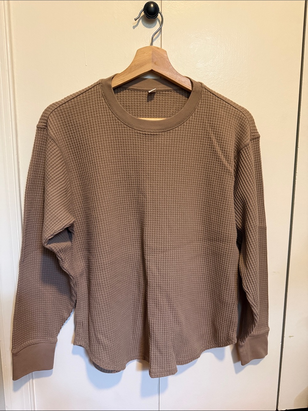Uniqlo - Women’s waffle long sleeve in taupe